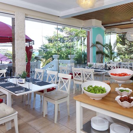 Atrium Beach Hotel Elenite Bagian luar foto