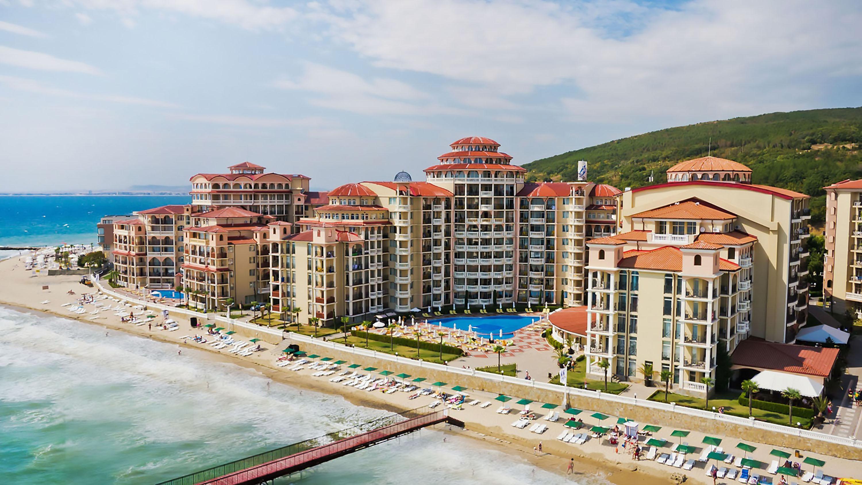 Atrium Beach Hotel Elenite Bagian luar foto