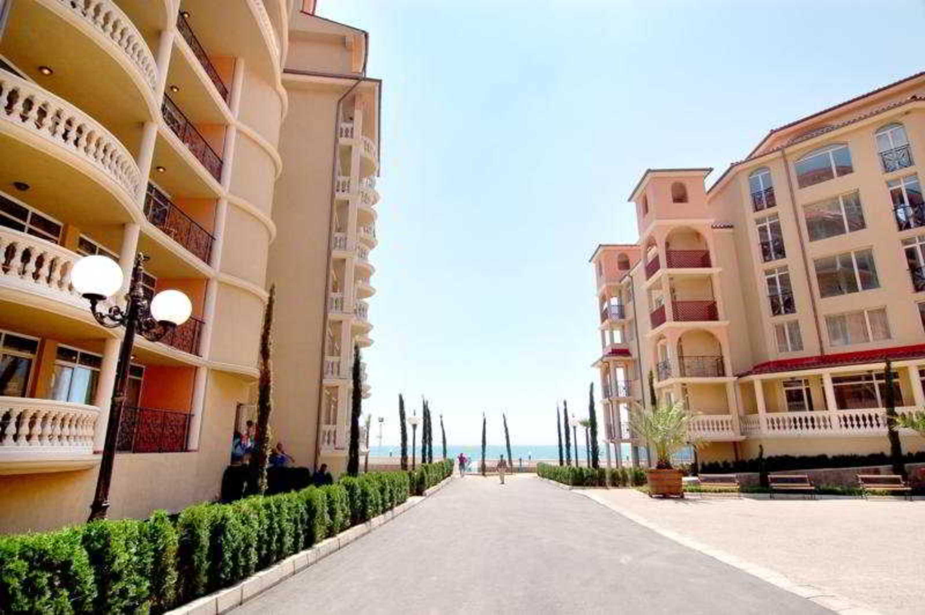 Atrium Beach Hotel Elenite Bagian luar foto