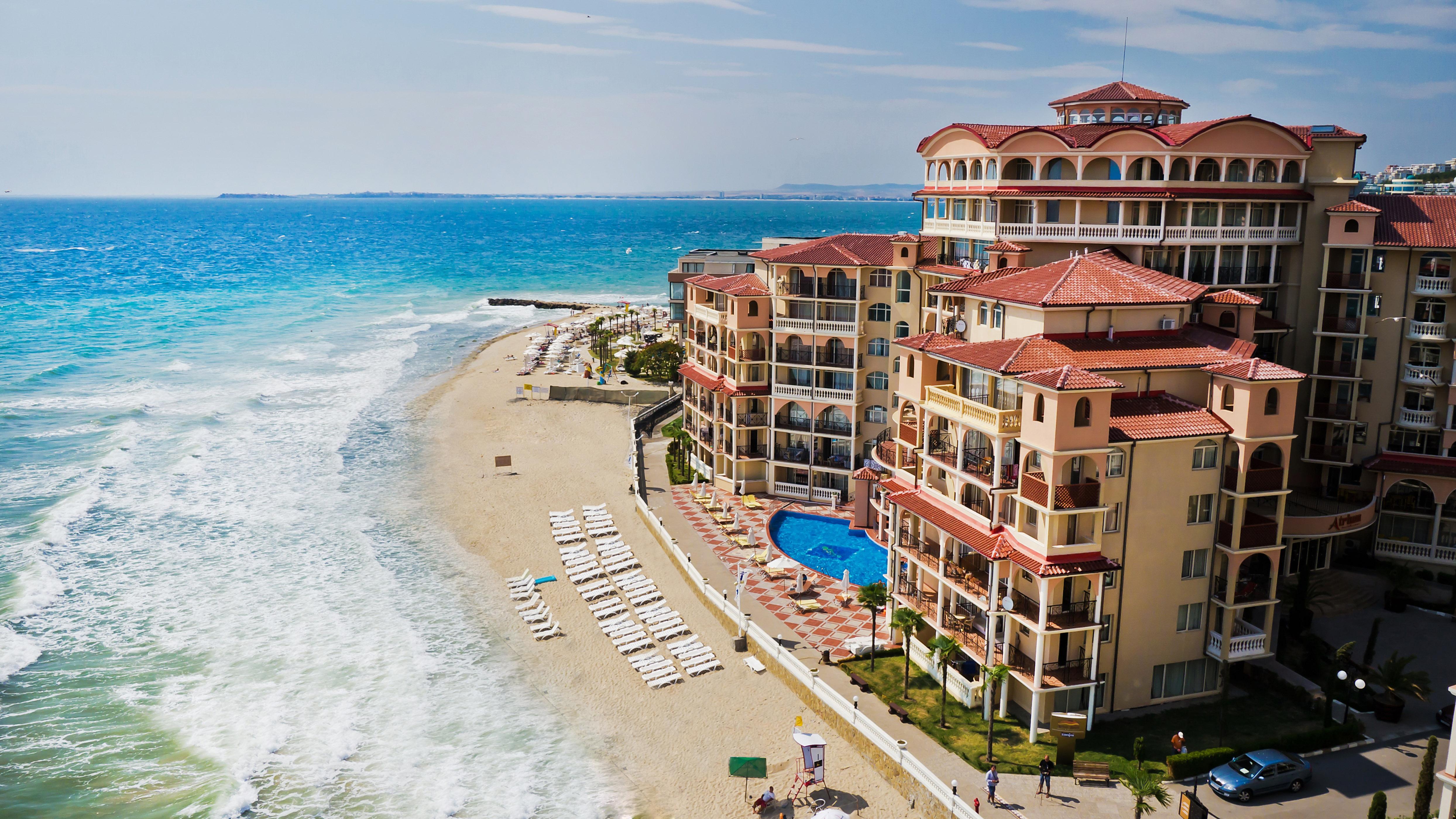 Atrium Beach Hotel Elenite Bagian luar foto