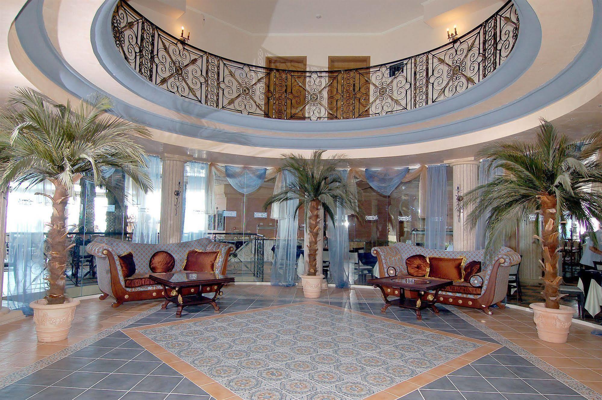 Atrium Beach Hotel Elenite Bagian luar foto